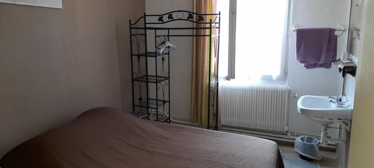 Le Parisien Hotel Saintes Luaran gambar